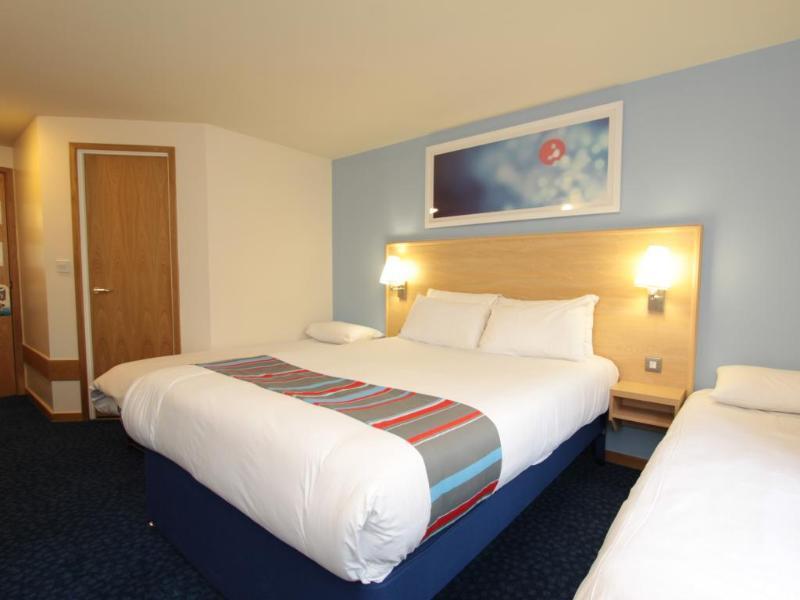 Travelodge Newbury Tot Hill Highclere Exteriér fotografie